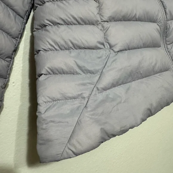 Patagonia Women’s Down Jacket XL - Picture 15 of 16
